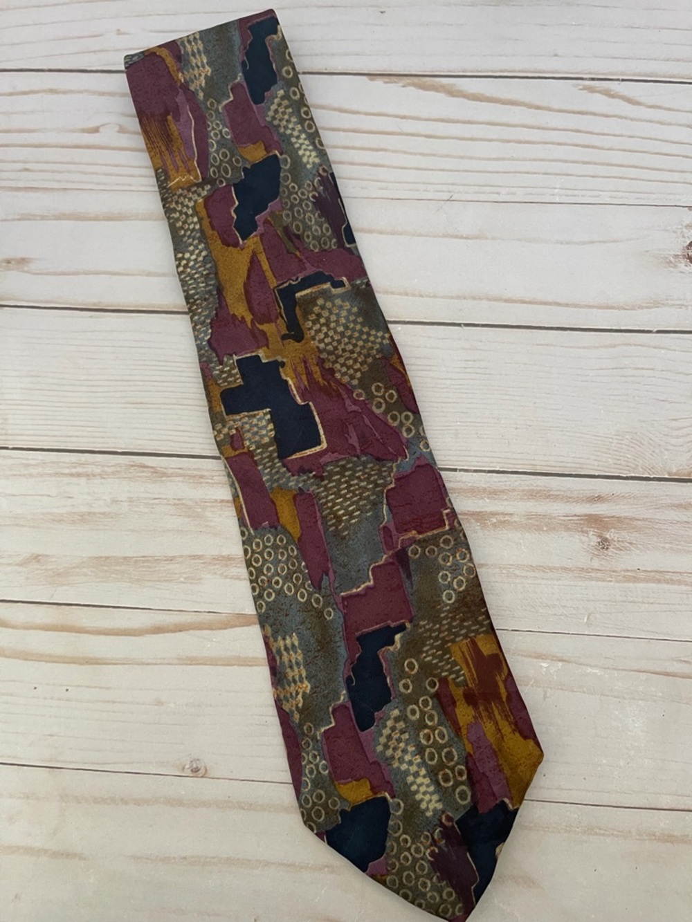 Erreuno Italian Silk Tie Abstract Geometric  Burgundy Beige Blue Italy